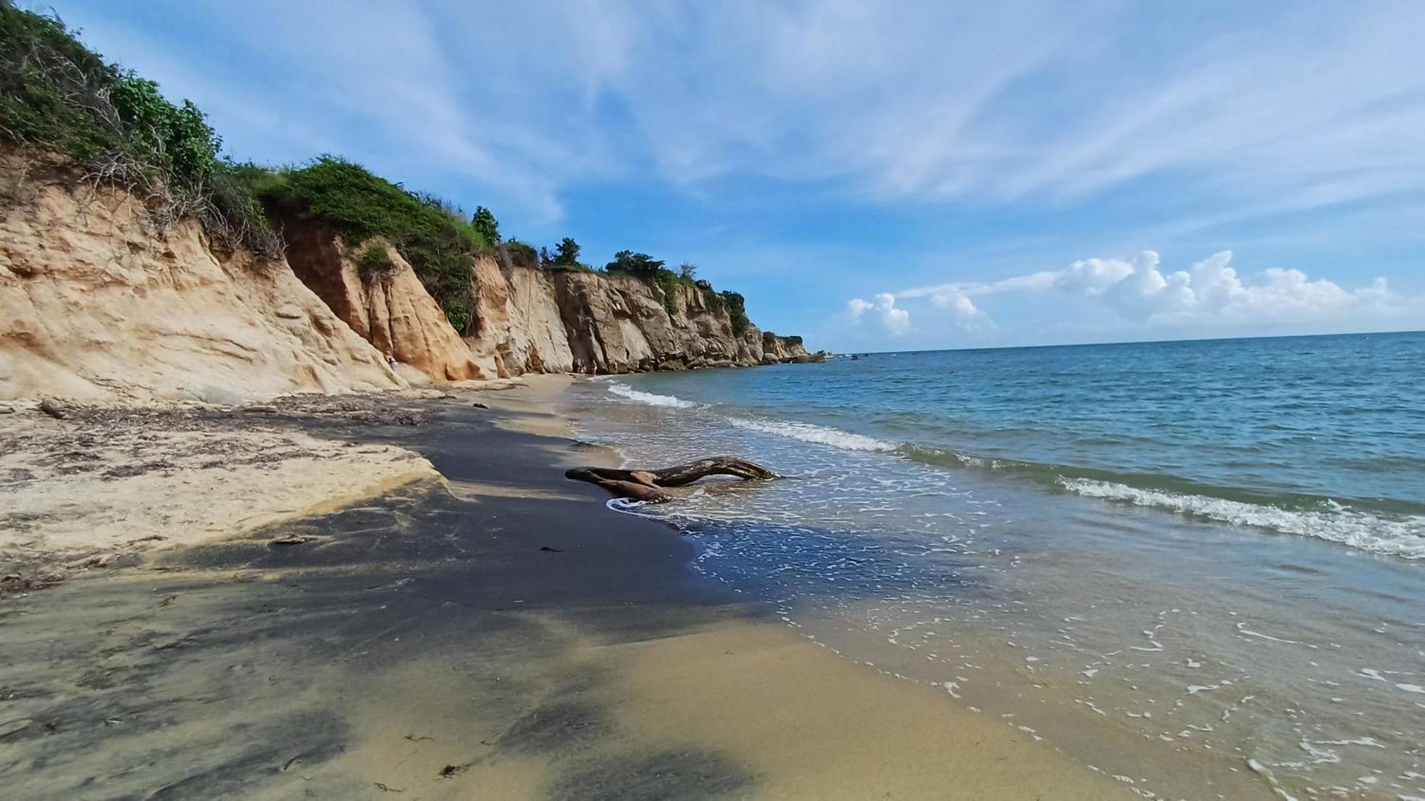 Rooster Run Glamping Camping Has Rooftop And Off The Ground Glamping Experience For 1 To 16 In A Single Tent And Views Of The Rain Forrest And To Culebra Across The Atlantic Ocean W Tents, Linens, Deluxe Air Beds, Warm Shower And More At A Great Pric Vieques Kültér fotó