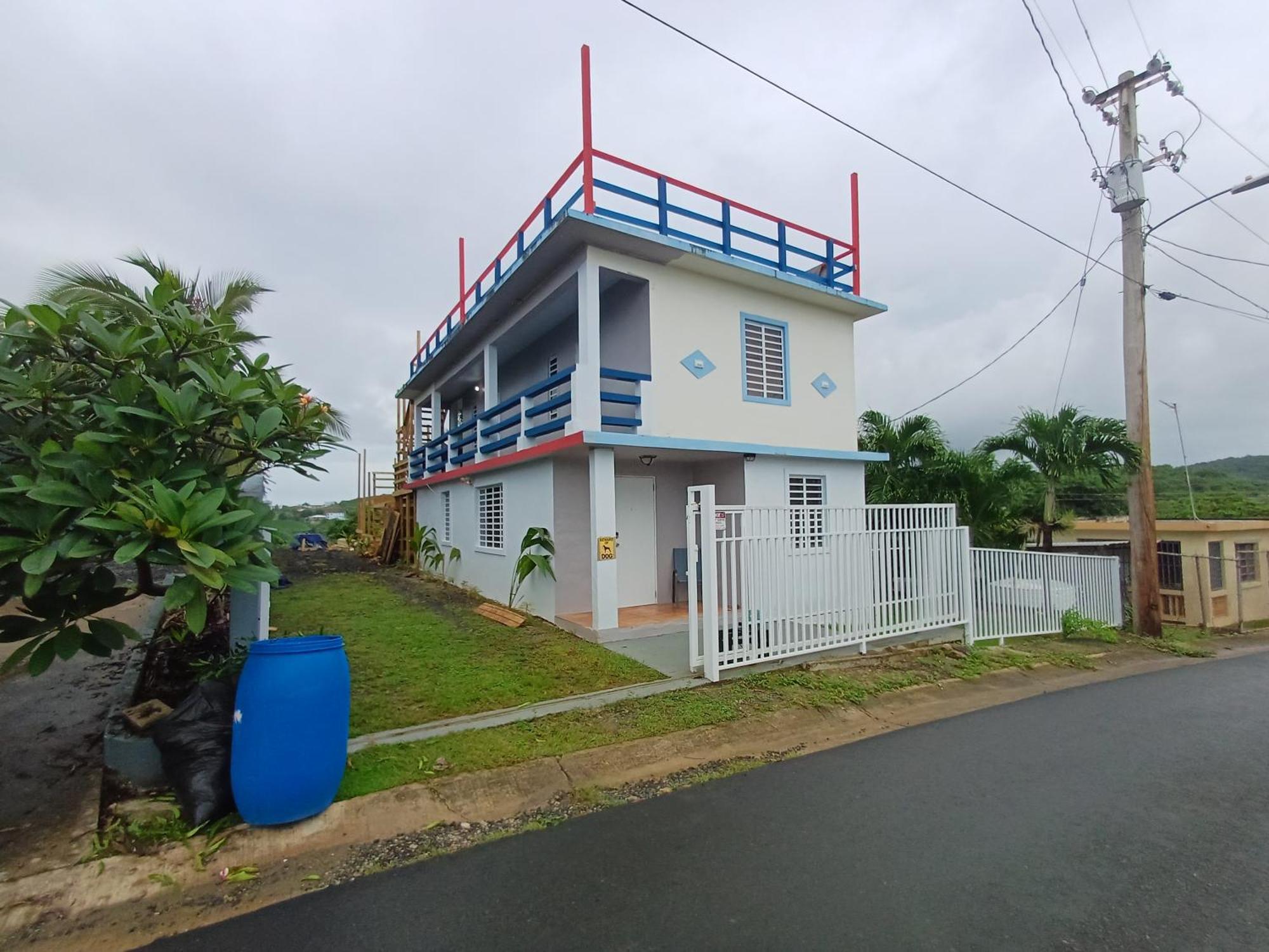 Rooster Run Glamping Camping Has Rooftop And Off The Ground Glamping Experience For 1 To 16 In A Single Tent And Views Of The Rain Forrest And To Culebra Across The Atlantic Ocean W Tents, Linens, Deluxe Air Beds, Warm Shower And More At A Great Pric Vieques Kültér fotó